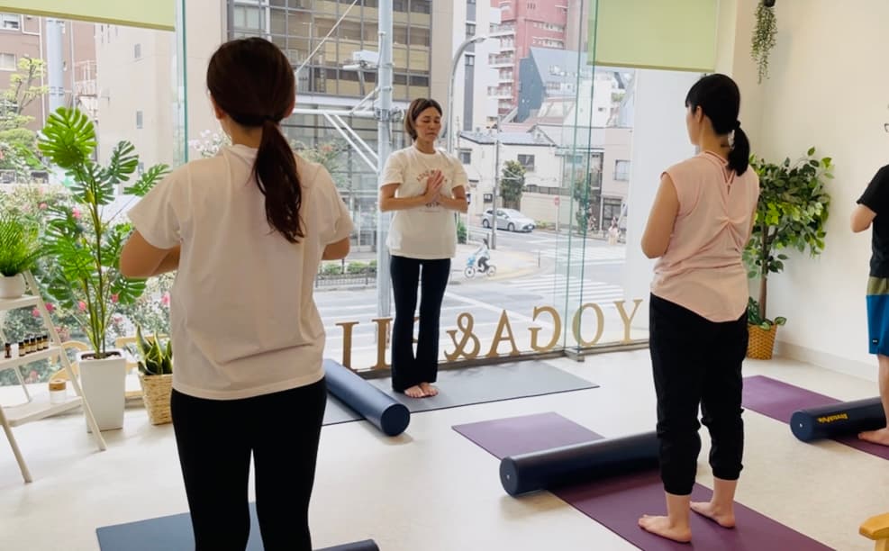 姿勢を整えるヨガピラティス 画像1