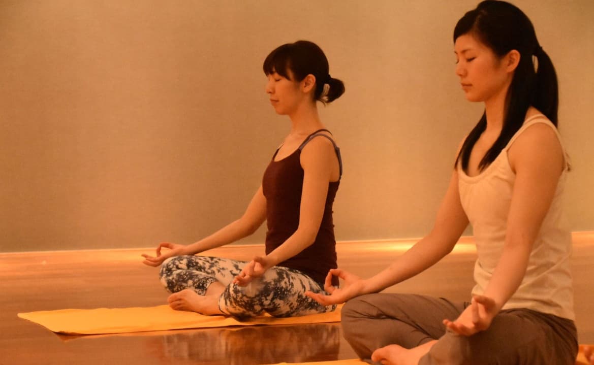 冬の陰ヨガ 画像1