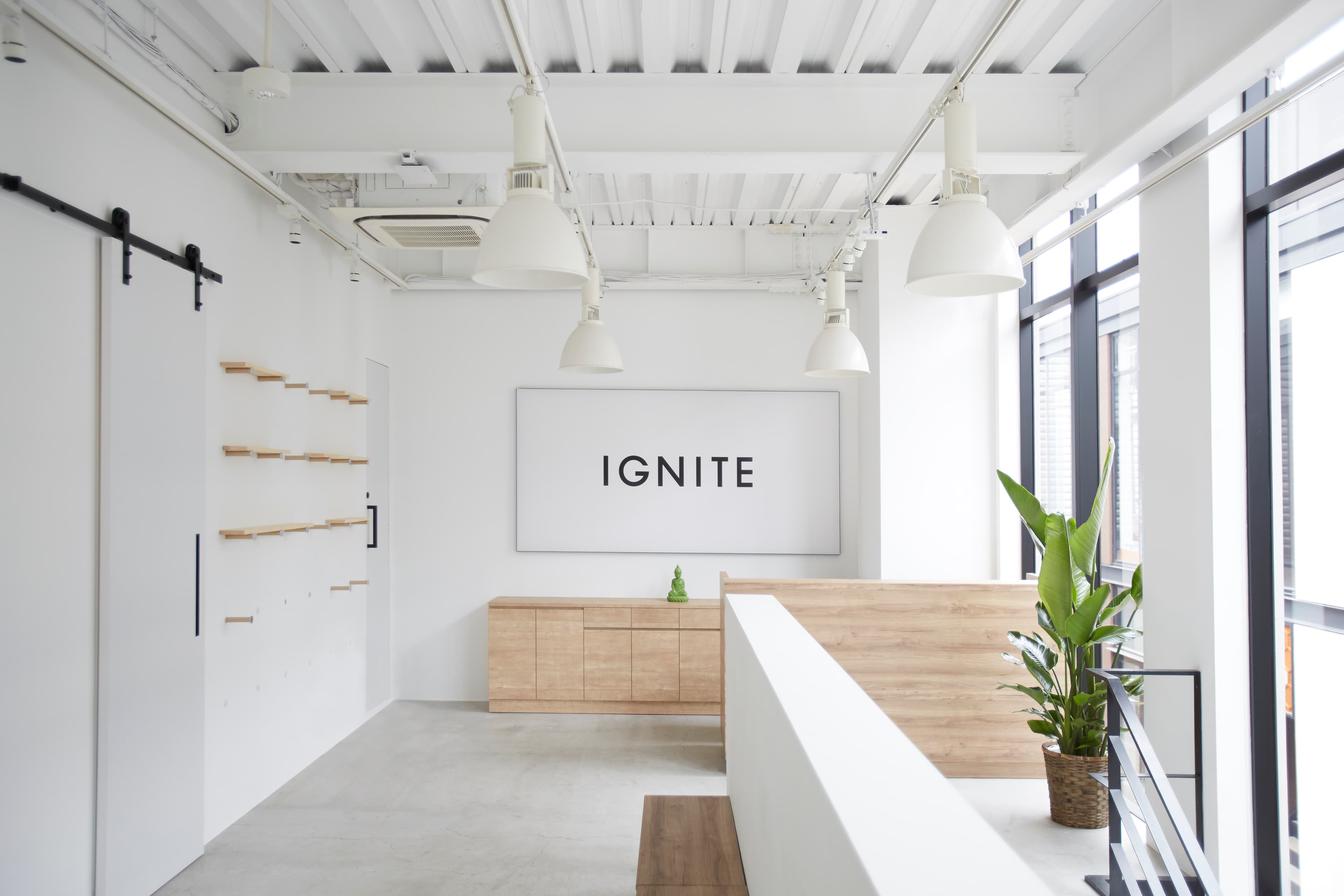 IGNITE YOGA STUDIO 画像1
