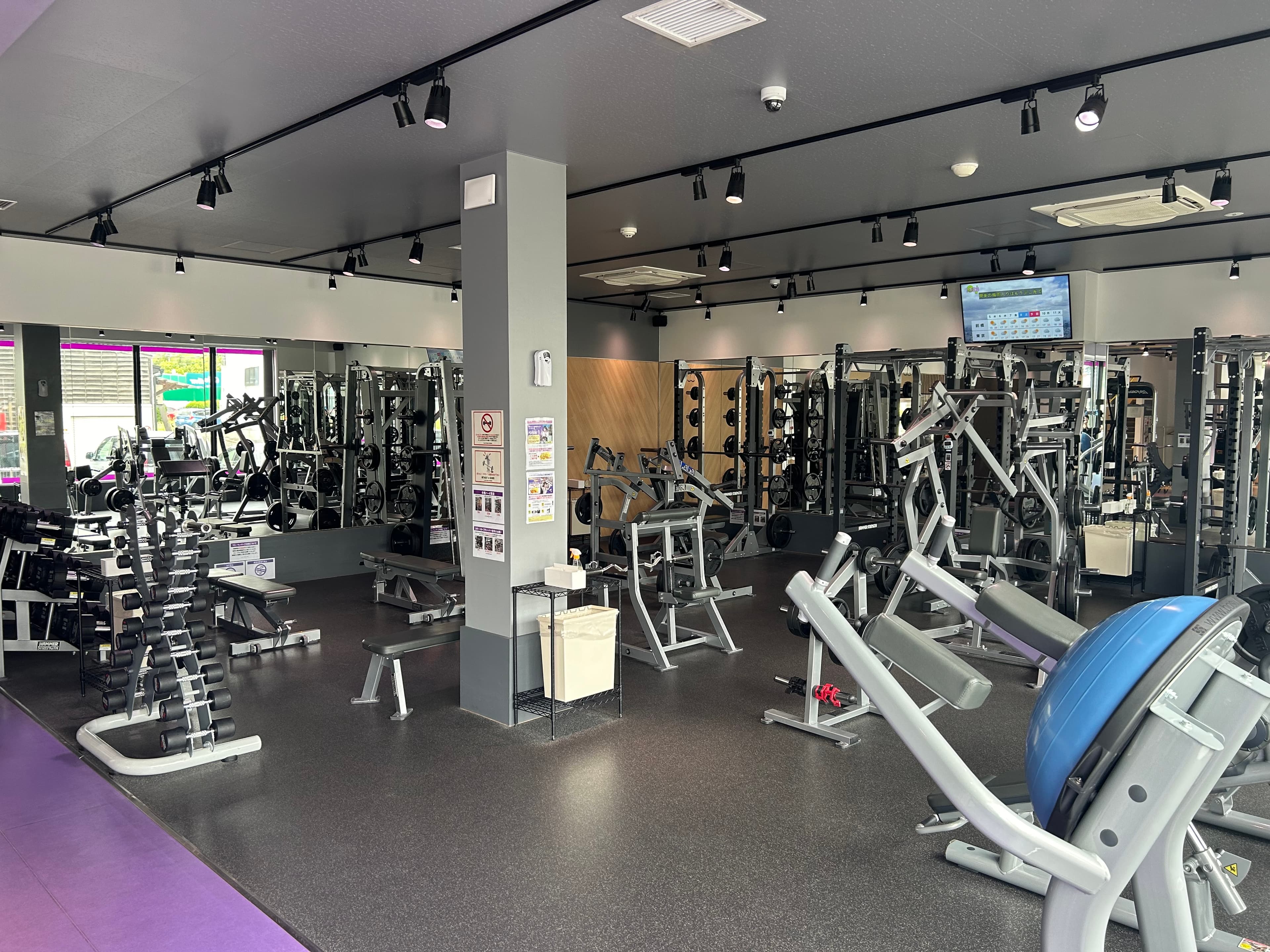 エニタイムフィットネス 泉バイパス市名坂店 画像1